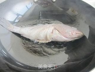 茄汁石斑鱼的做法步骤:4
