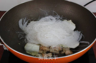 大白菜炖粉丝的做法步骤:6