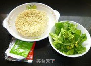 5分钟快餐----青菜红枣泡面的做法步骤：2