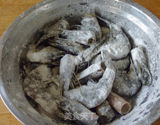 【鸿运当头双味虾】适合过年和宴请吃的菜的做法步骤:3