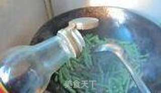 牛肉炒豇豆的做法步骤:5