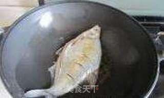 咖喱鳊鱼的做法步骤：3