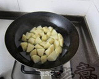 香辣锅巴土豆的做法步骤:3