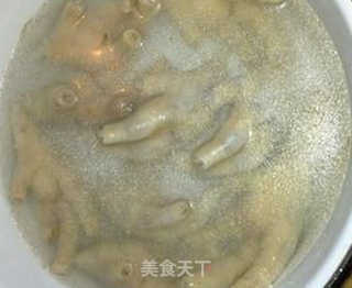 泡鸡爪的做法步骤:3