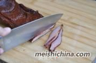 小炒腊肉的做法步骤:2