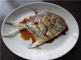 清蒸平鱼的做法步骤:7