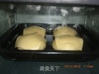芝士肉松面包的做法步骤:7