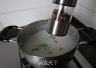 生滚鱼片粥的做法步骤:15
