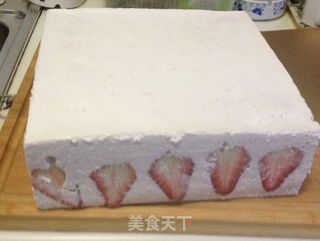 草莓慕斯蛋糕的做法步骤:11