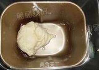 双酱肠仔包的做法步骤:2