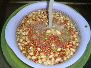 【五香蛋黄肉粽】----给家人的端午节爱心礼物的做法步骤:5
