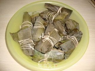 【五香蛋黄肉粽】----给家人的端午节爱心礼物的做法步骤:18