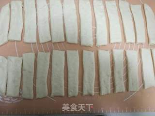 自制健康蓬松油条的做法步骤:8