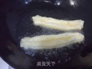 自制健康蓬松油条的做法步骤:13