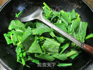 豆腐干炒油菜蕻的做法步骤：6