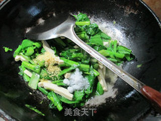 豆腐干炒油菜蕻的做法步骤：8