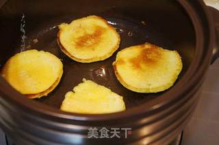 快手早餐,葱香玉米面饼的做法步骤:4