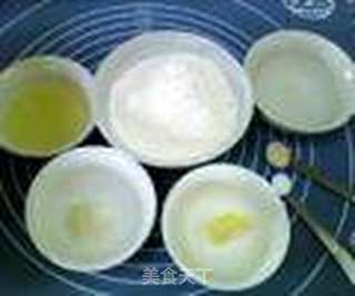 香菇堡的做法步骤：1