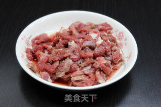 香辣牛肉酱的做法步骤:2