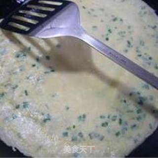 韭菜鸡蛋饼的做法步骤：13