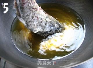 酸酸甜甜好滋味——莴笋糖醋鲤鱼的做法步骤：5