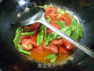 番茄油豆角的做法步骤:13