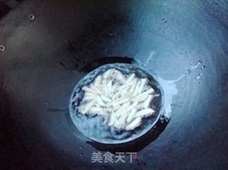 双椒炒杏鲍菇的做法步骤：3