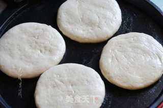 烧饼夹烤肉的做法步骤:7