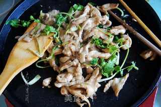 烧饼夹烤肉的做法步骤:9