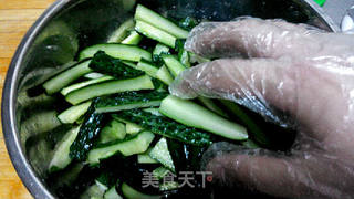 腌黄瓜的做法步骤:3