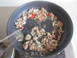 肉末娃娃菜粉丝煲的做法步骤:4