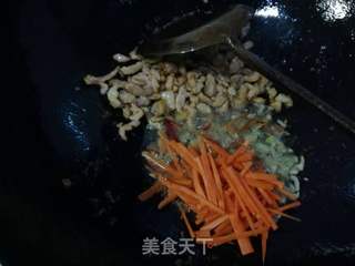 韭黄炒肉丝的做法步骤:7
