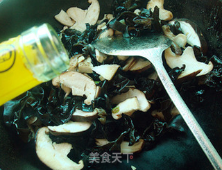 新炒三鲜的做法步骤:4