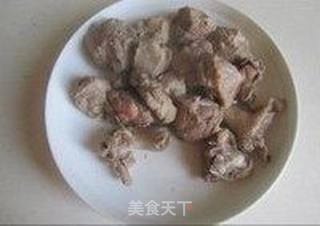 鸭腿焖藕的做法步骤:2