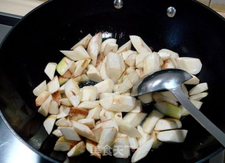 家常菜“豆豉烧茭白”的做法步骤:2