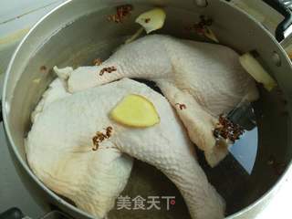 红油口水鸡的做法步骤:2