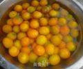 金桔蜜饯的做法步骤：1