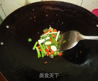 清蒸鲈鱼的做法步骤:5