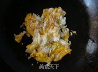 西芹炒鸡蛋的做法步骤:3