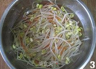 凉拌黄豆芽的做法步骤：3