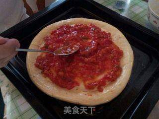 足量至尊鲜虾三文鱼披萨的做法步骤:3