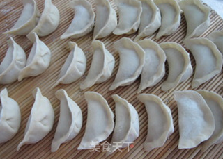素三鲜饺子的做法步骤:8