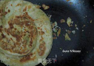 春游小食经典:葱油手抓饼的做法步骤:17