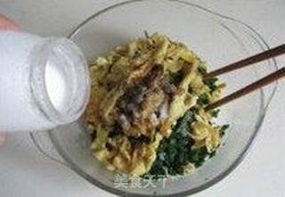 韭菜春卷的做法步骤:7