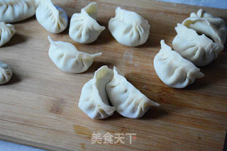 钟水饺的做法步骤:4