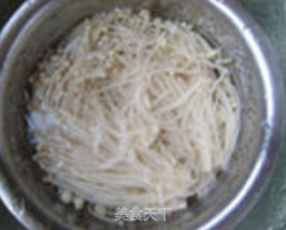 白灼金针菇的做法步骤:3