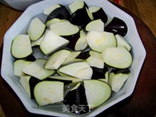 心蓝手制私房菜【豉香地三鲜】——冰淇淋流泪(探访)的做法步骤:2