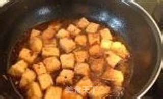 变着花样吃豆腐------韭香烧豆腐的做法步骤：7