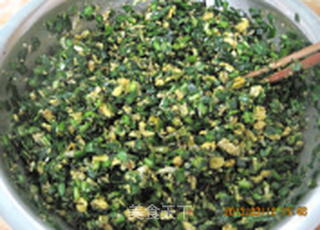 出九的韭(九)菜馅饺子----如何调韭菜馅不出水?的做法步骤:10