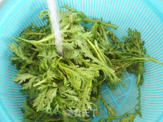 蒜蓉蒸茼蒿的做法步骤:3